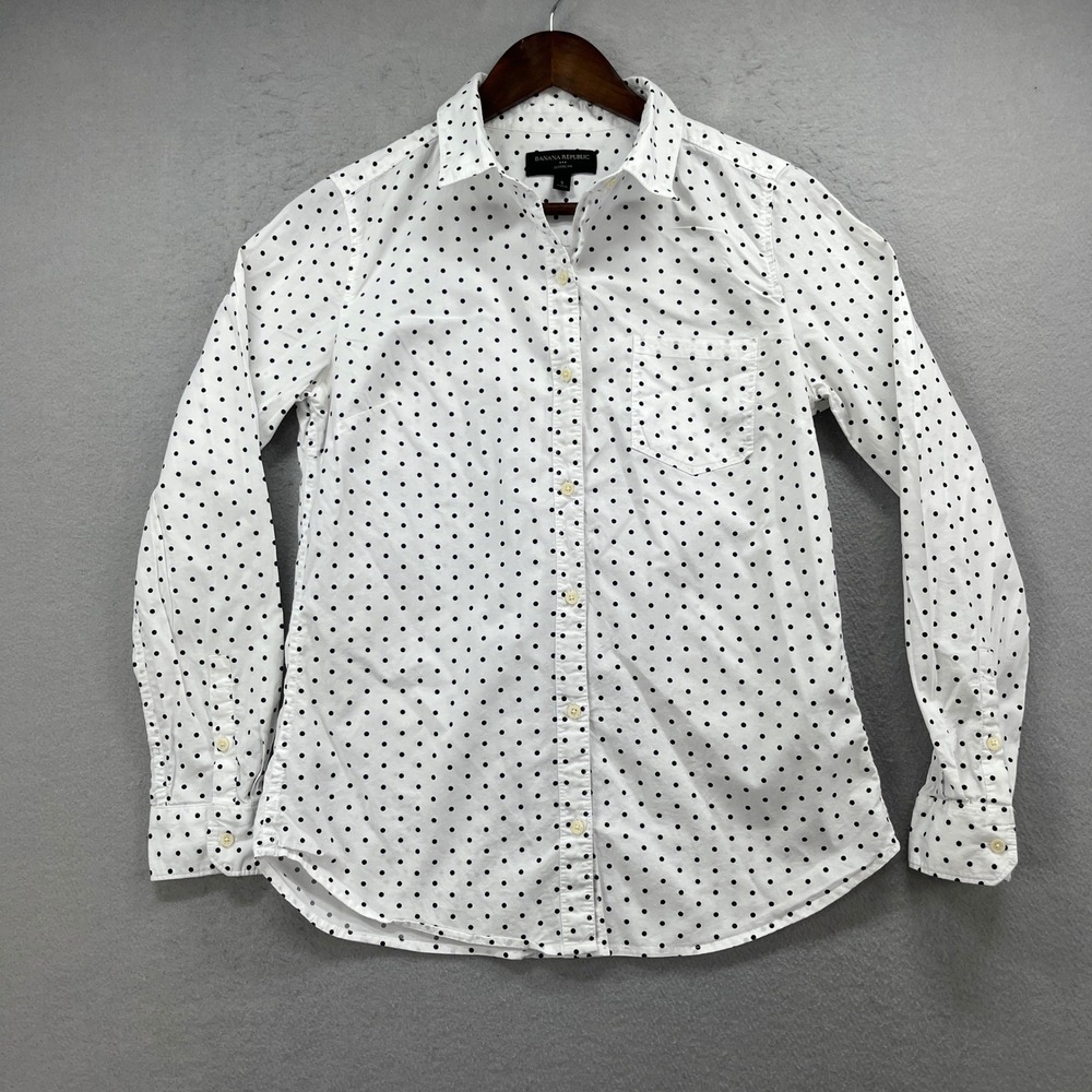 Banana Republic White Button-Down Shirt with Black Polka Dots